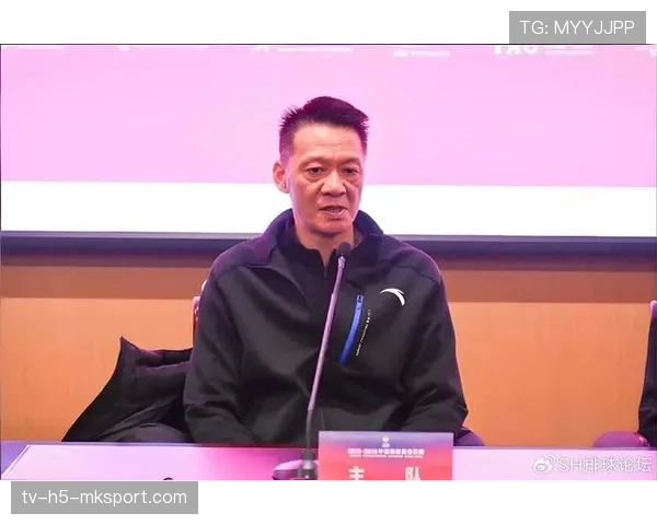 队长在更衣室的作用：凝聚力，从哪里来？